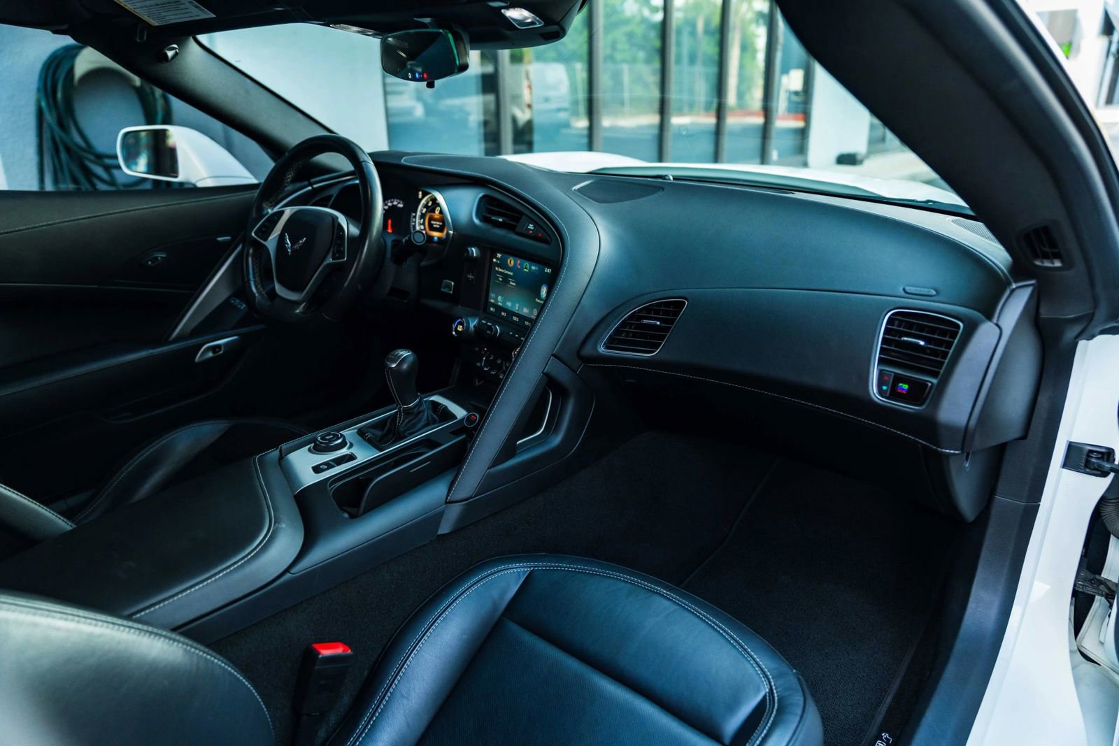 Used 2019 Chevrolet Corvette Stingray Coupe w/ 1LT image 28