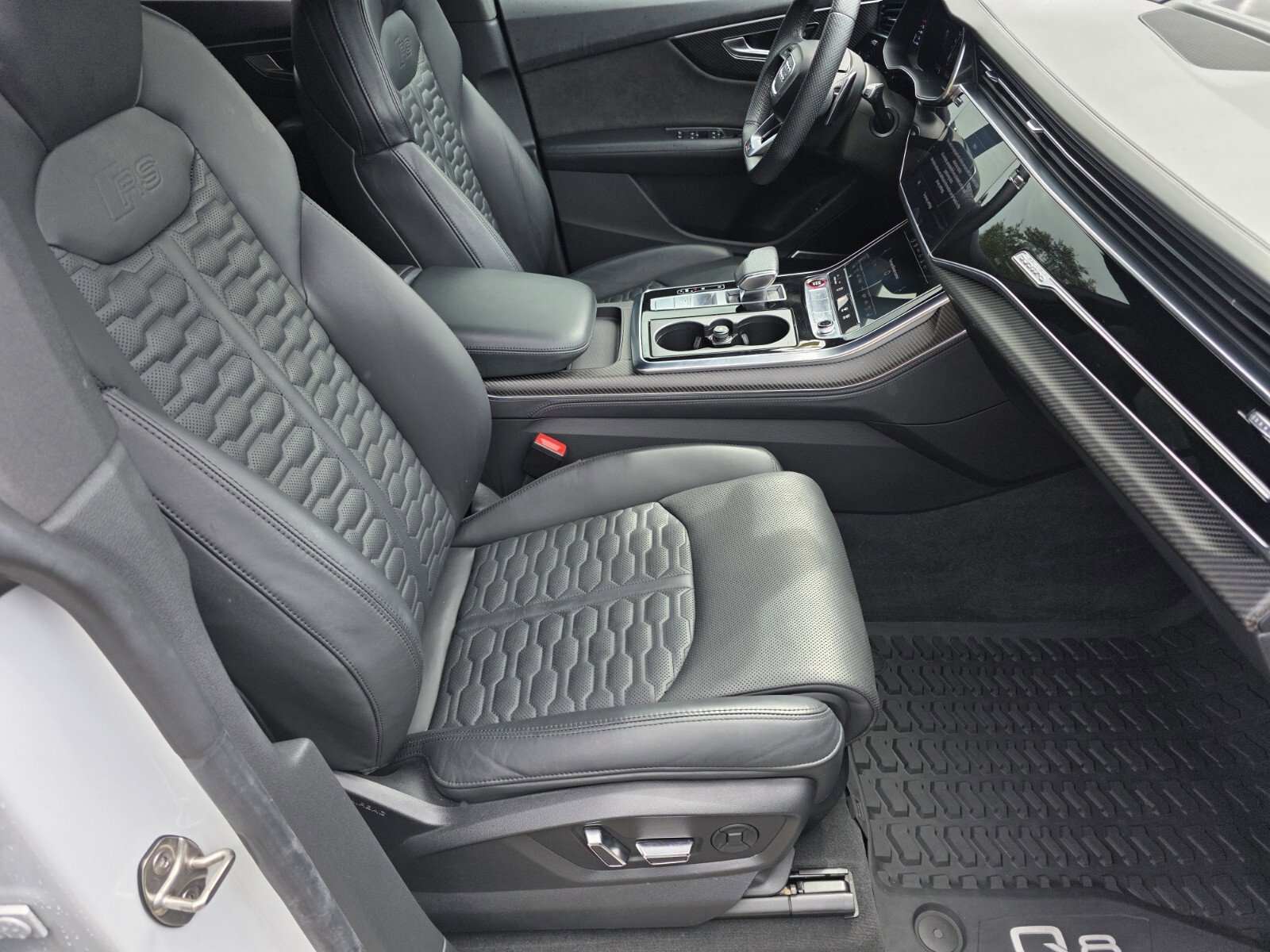 Used 2021 Audi RS Q8 image 3