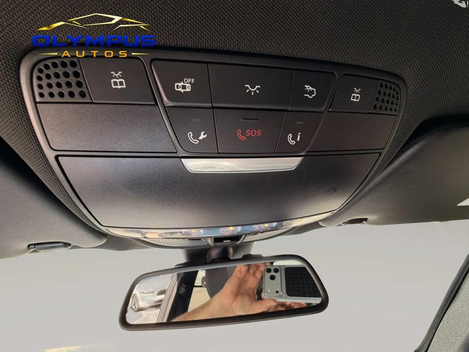 Used 2019 Mercedes-Benz GLC 300 4MATIC w/ Premium Package image 25