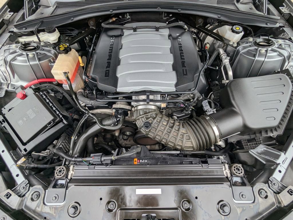 Used 2021 Chevrolet Camaro SS RWD image 28