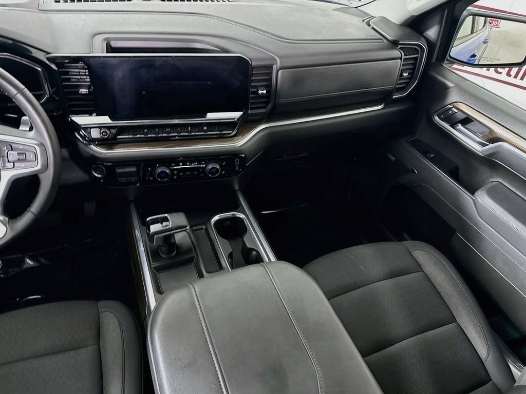 Used 2025 Chevrolet Silverado 1500 RST w/ Convenience Package II AWD/4WD image 27
