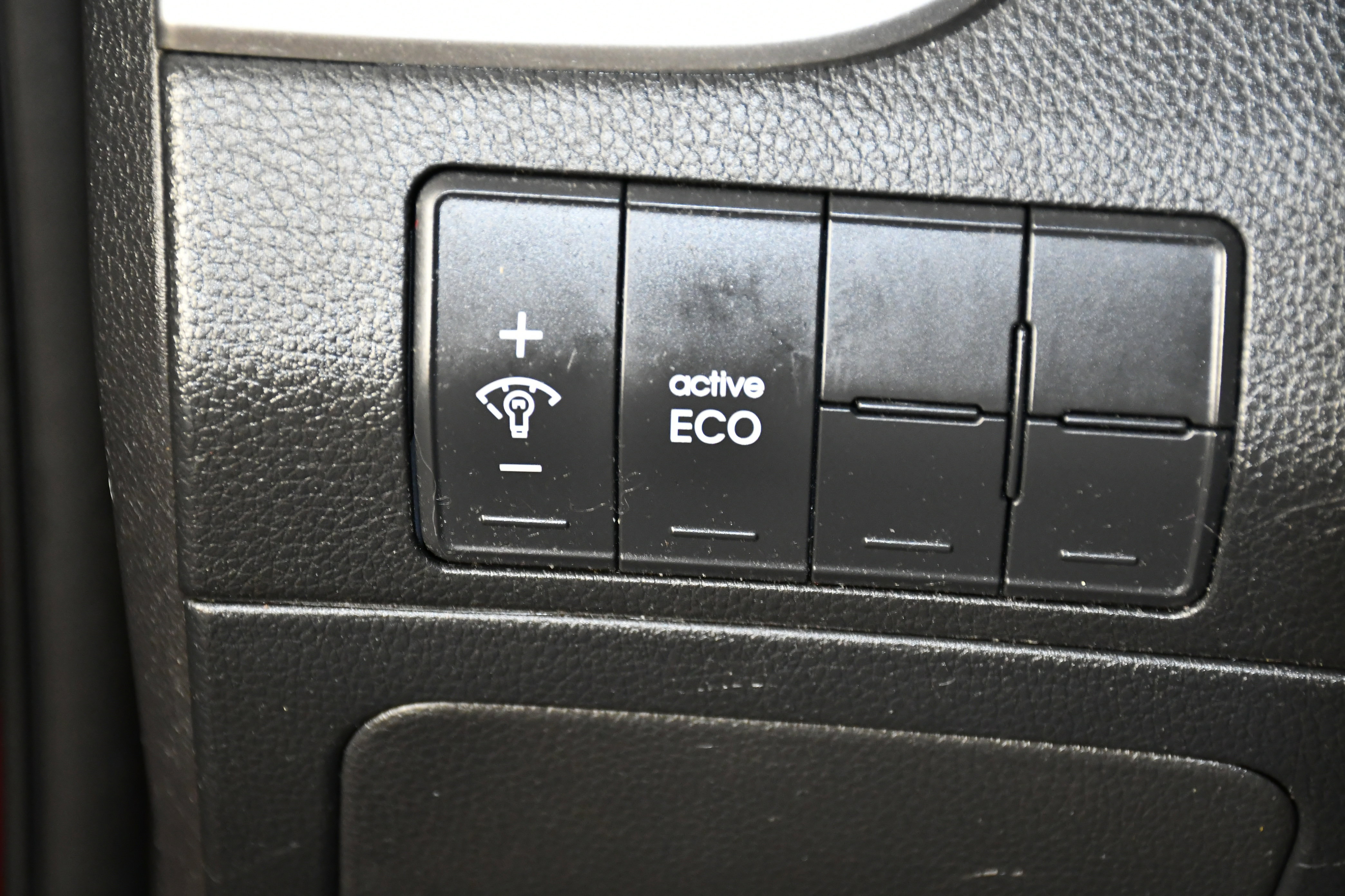 Used 2017 Hyundai Elantra GT image 30