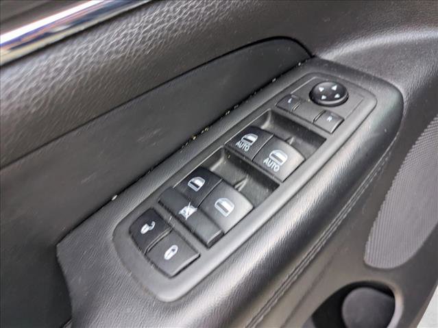 Used 2019 Jeep Grand Cherokee Limited image 12