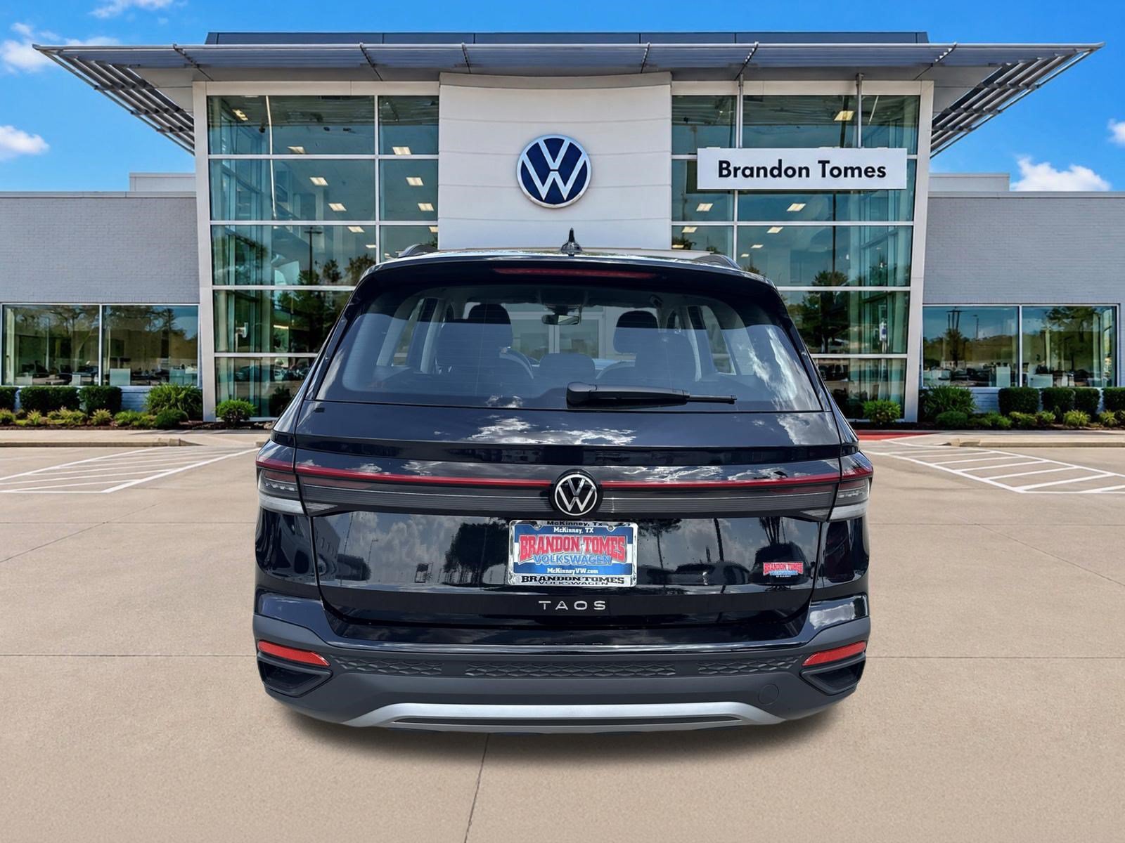 New 2027 Volkswagen Taos S FWD image 4