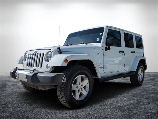 Used 2017 Jeep Wrangler Unlimited Sahara w/ Connectivity Group image 8