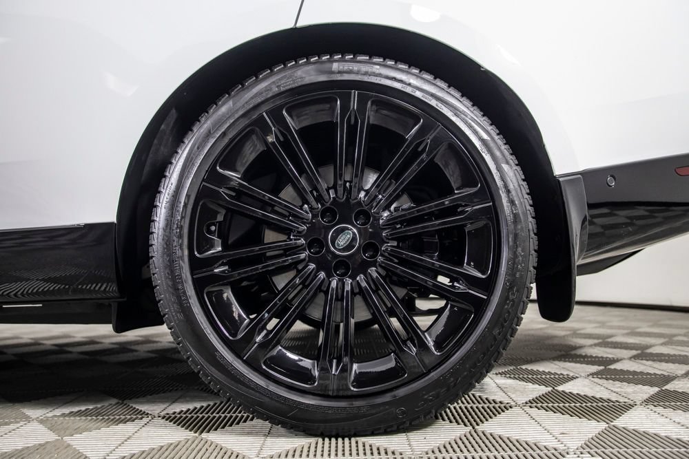 Used 2024 Land Rover Range Rover SE AWD/4WD image 39
