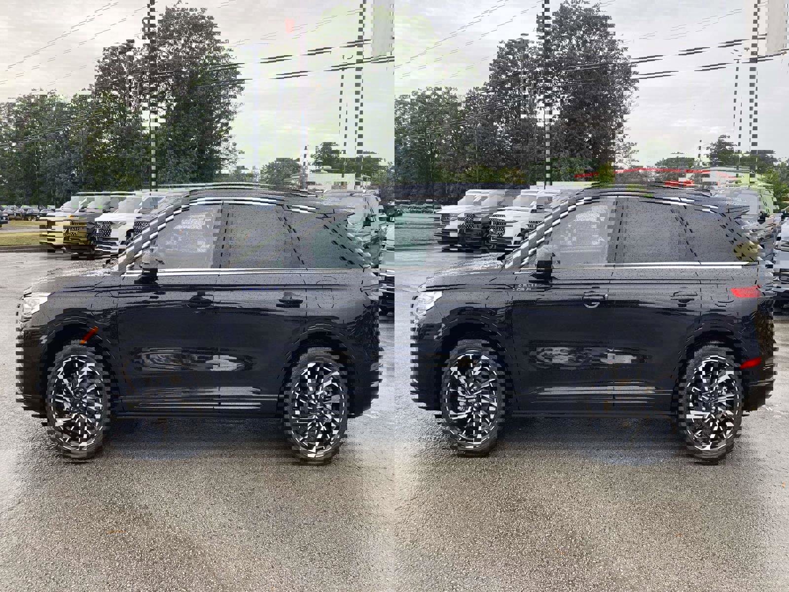 New 2025 Lincoln Corsair Grand Touring image 8