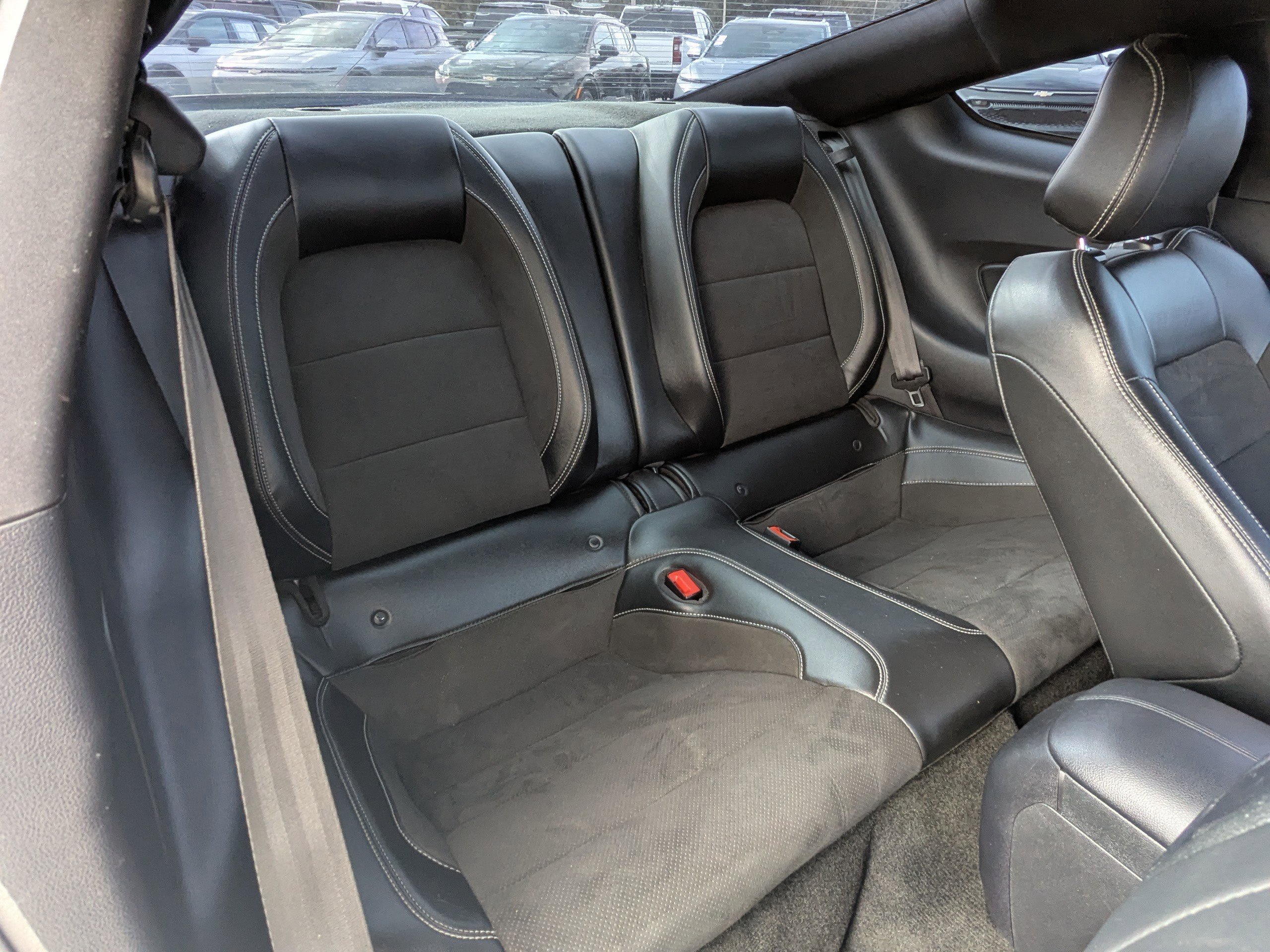 Used 2018 Ford Mustang Shelby GT350 w/ Convenience Package image 15