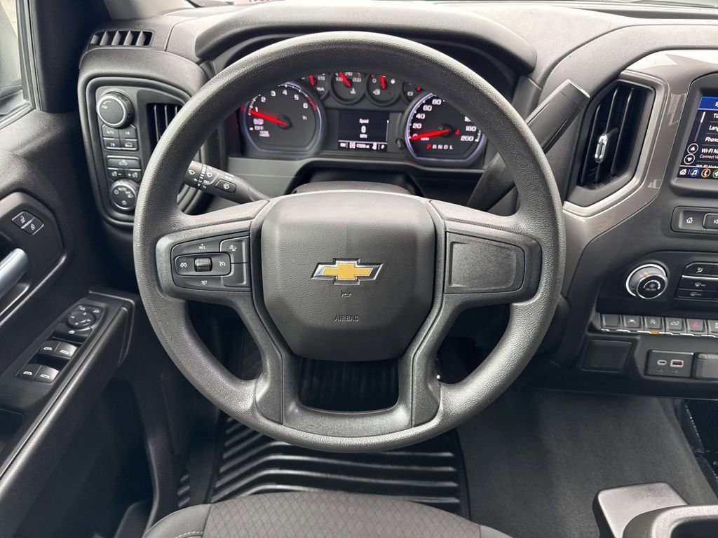 Used 2023 Chevrolet Silverado 1500 Custom image 14