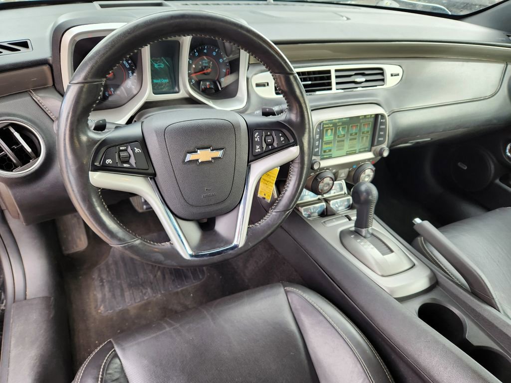 Used 2013 Chevrolet Camaro LT image 10