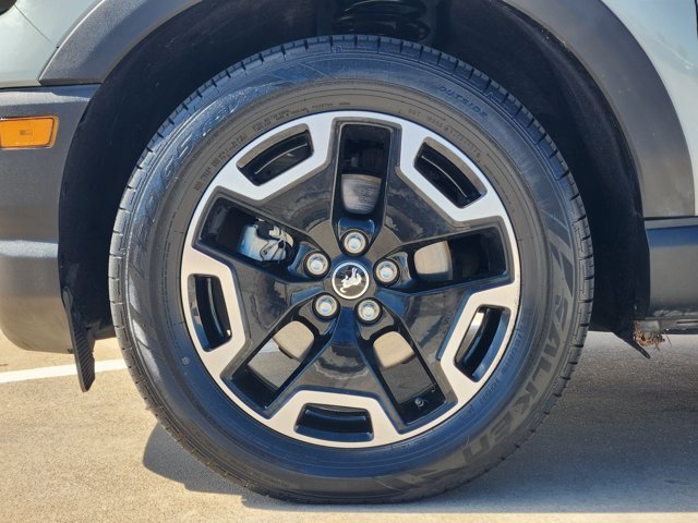 Used 2023 Ford Bronco Sport Outer Banks w/ Tech Package AWD/4WD image 10