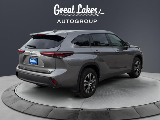Used 2026 Toyota Highlander XLE AWD/4WD image 5