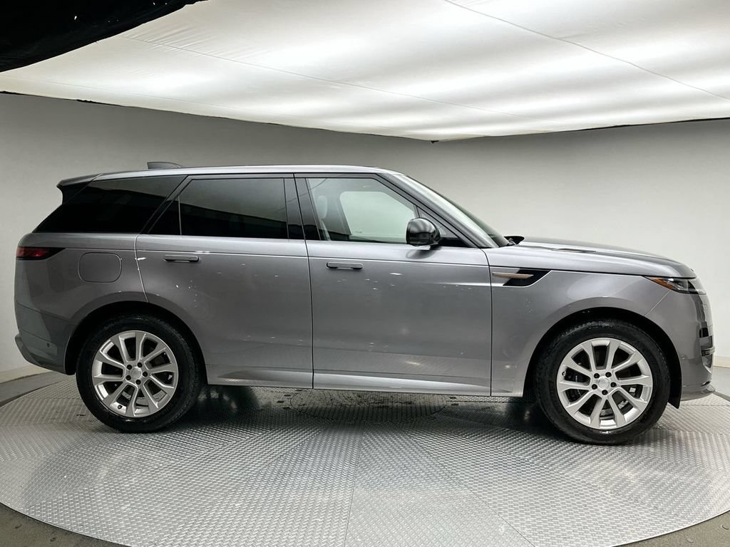 Used 2024 Land Rover Range Rover Sport Dynamic SE AWD/4WD image 14