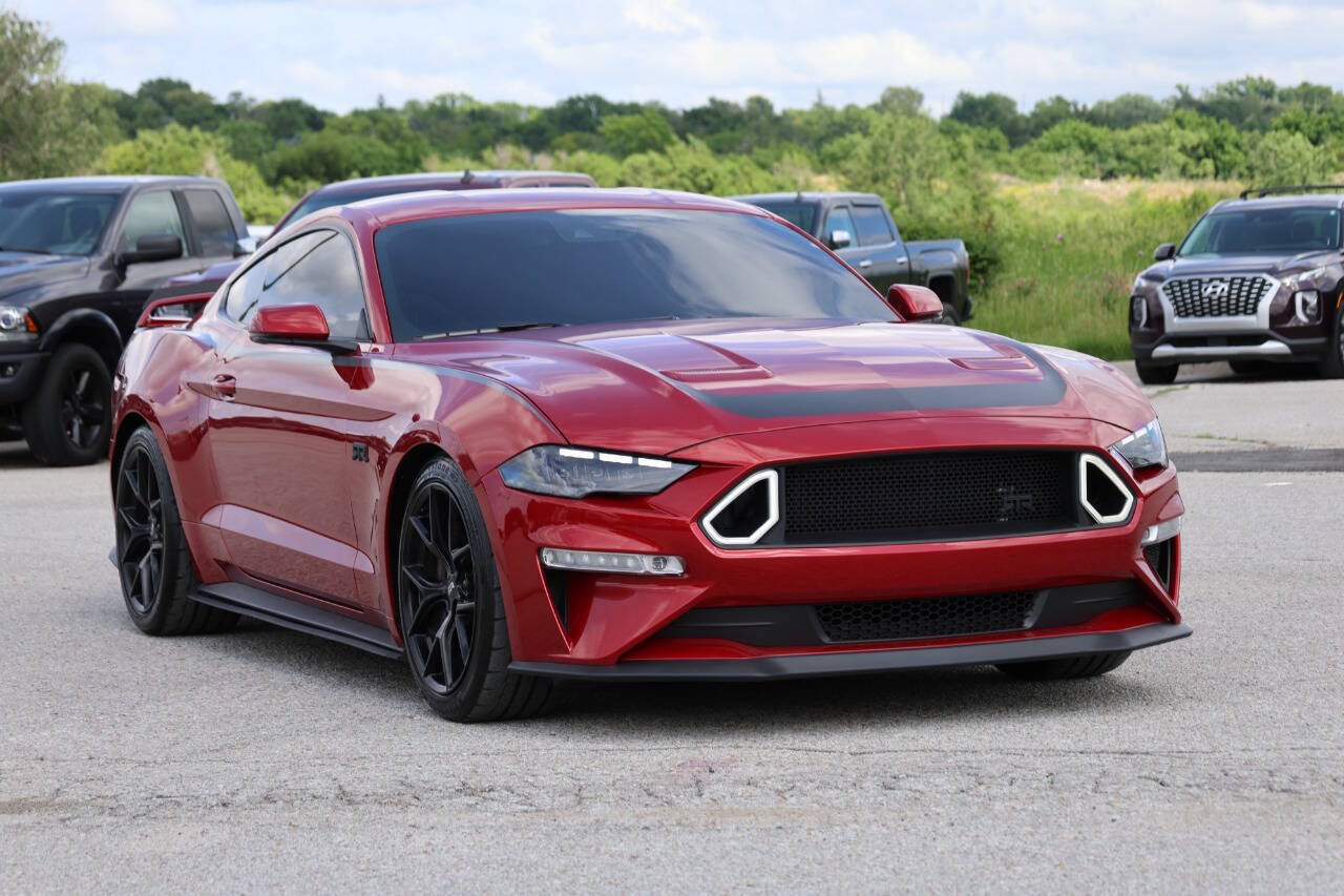 Used 2020 Ford Mustang GT Premium w/ GT Performance Package RWD image 4