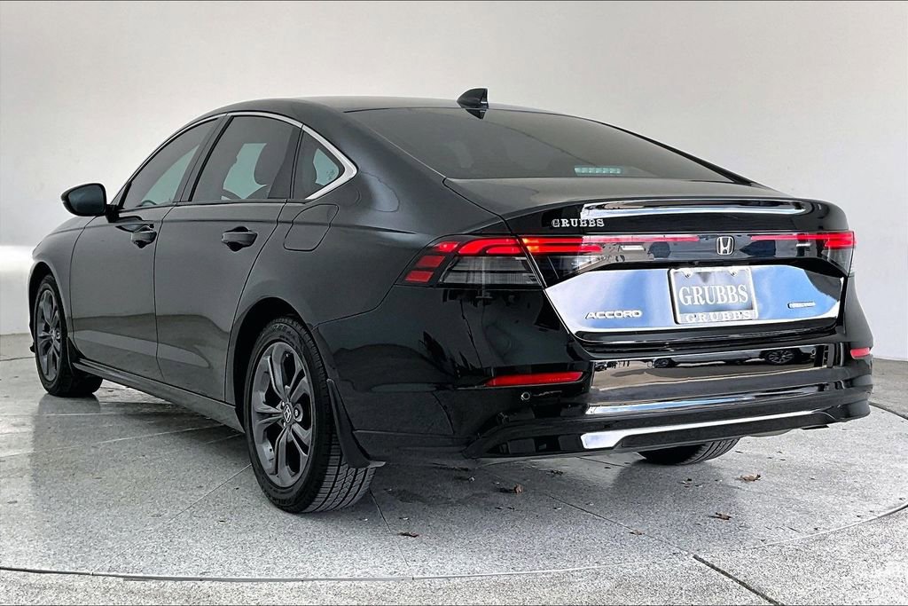 Used 2024 Honda Accord EX-L image 2