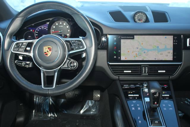 Certified 2023 Porsche Cayenne Coupe image 6