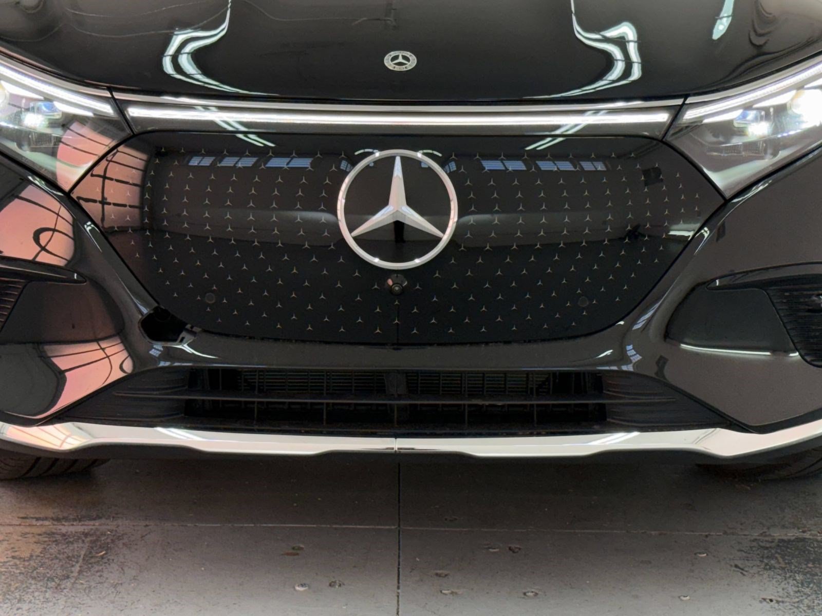 New 2027 Mercedes-Benz EQS 400 4MATIC SUV image 25