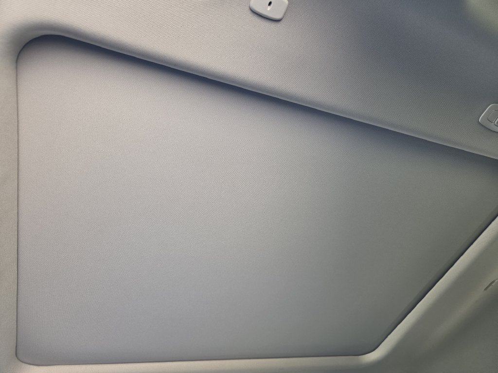 Used 2025 Nissan Rogue SL w/ SL Premium Package FWD image 22