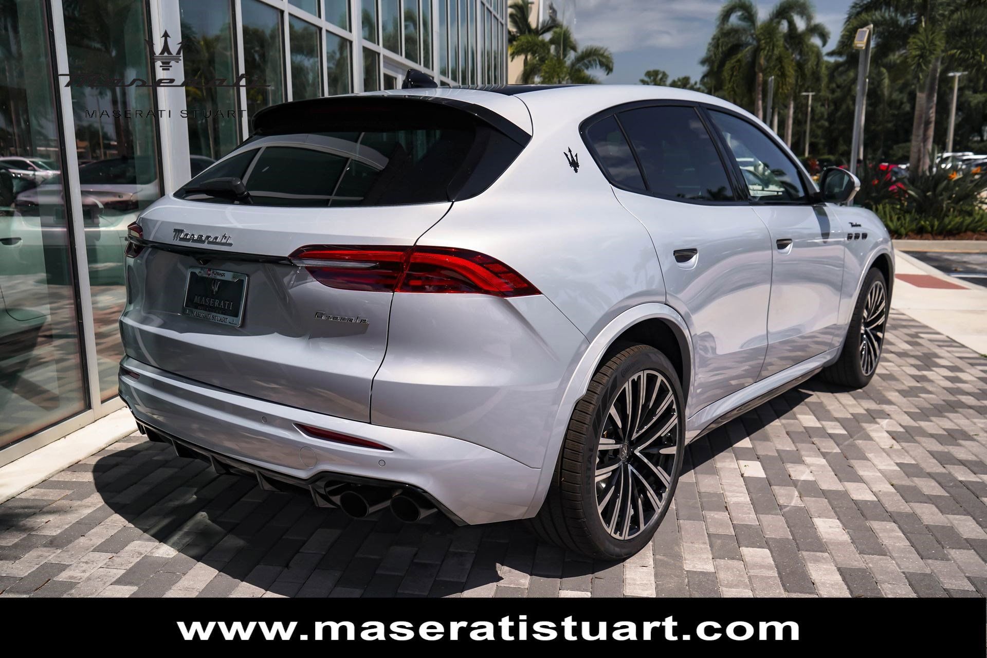 New 2025 Maserati Grecale Modena image 7