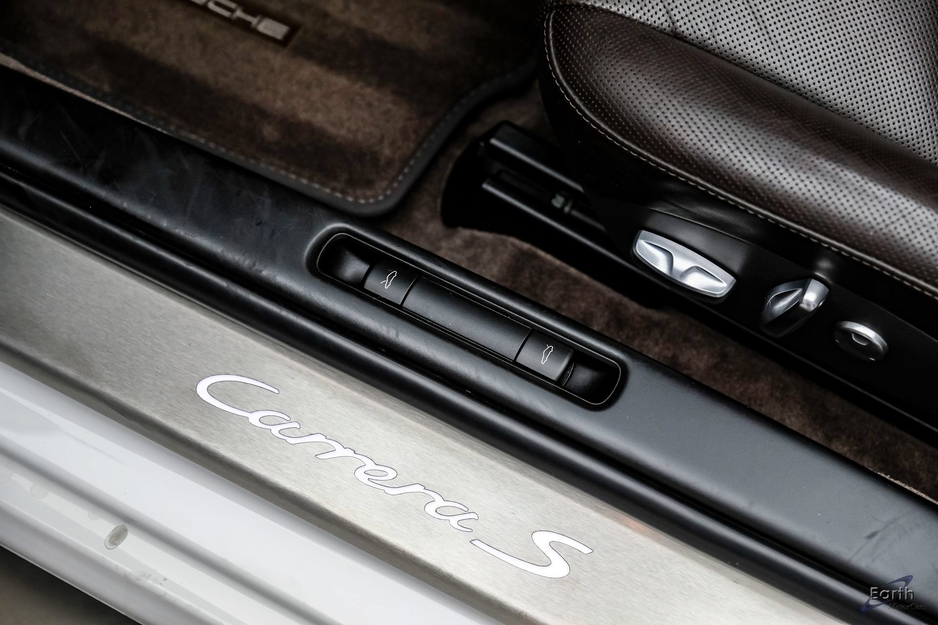 Used 2011 Porsche 911 Carrera S RWD image 47