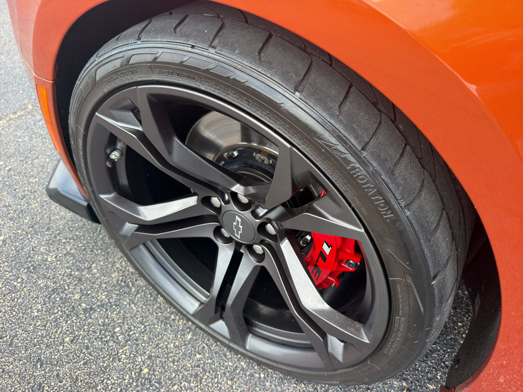 Used 2022 Chevrolet Camaro SS RWD image 6