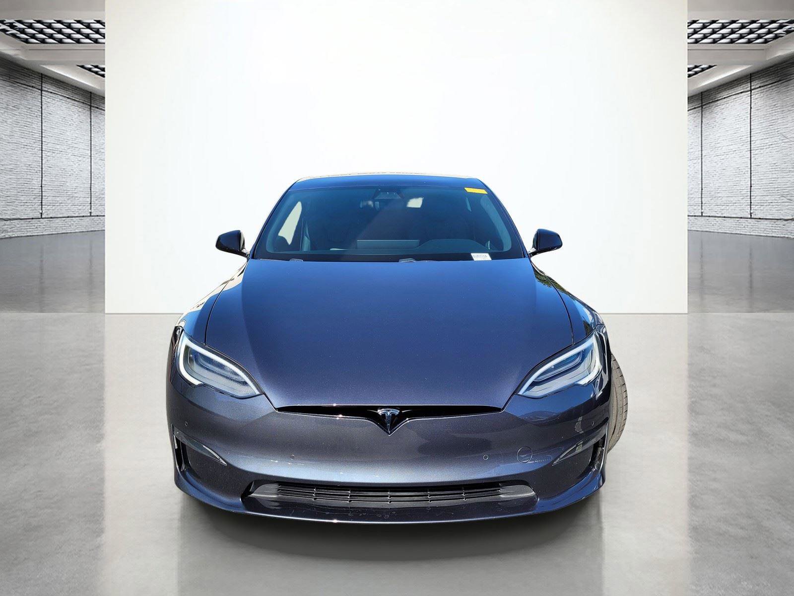 Used 2021 Tesla Model S Plaid image 4