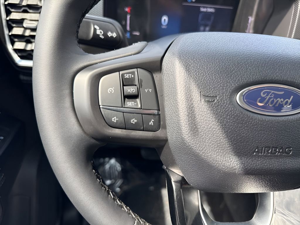 Used 2025 Ford Ranger XLT w/ Equipment Group 301A High AWD/4WD image 14
