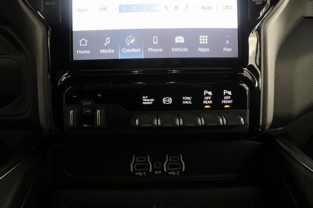 New 2026 RAM 2500 Laramie w/ Night Edition image 8