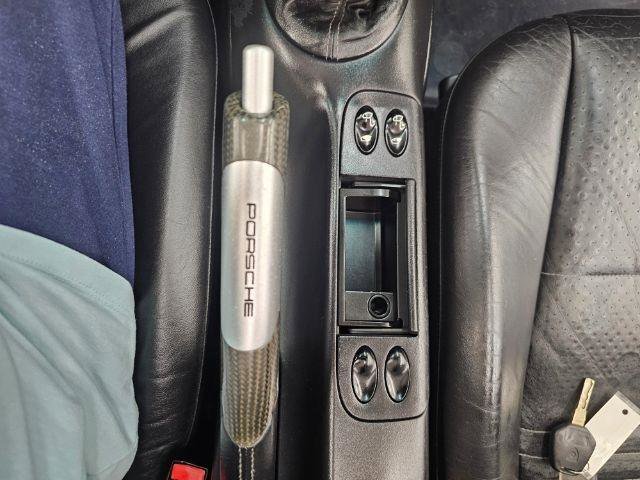 Used 2000 Porsche Boxster RWD image 14