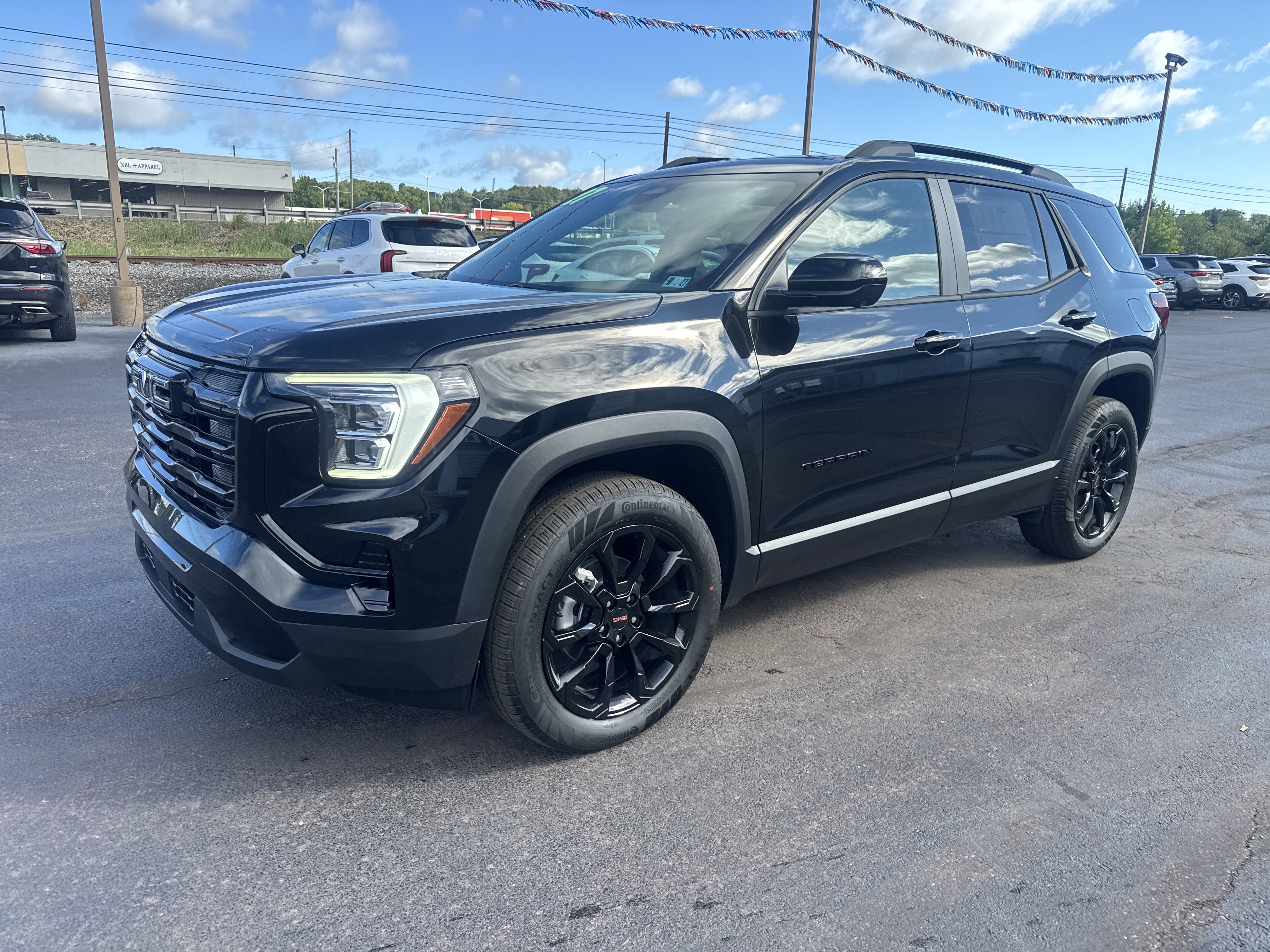 New 2027 GMC Terrain Elevation w/ Elevation Premium Package AWD/4WD image 8