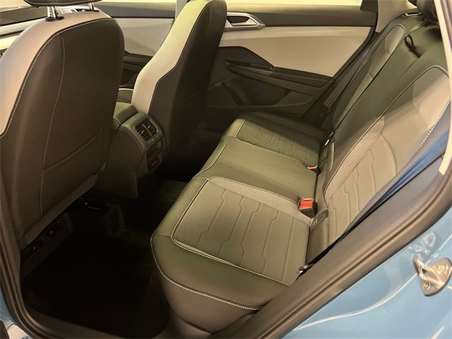 New 2026 Volkswagen Taos SE image 9