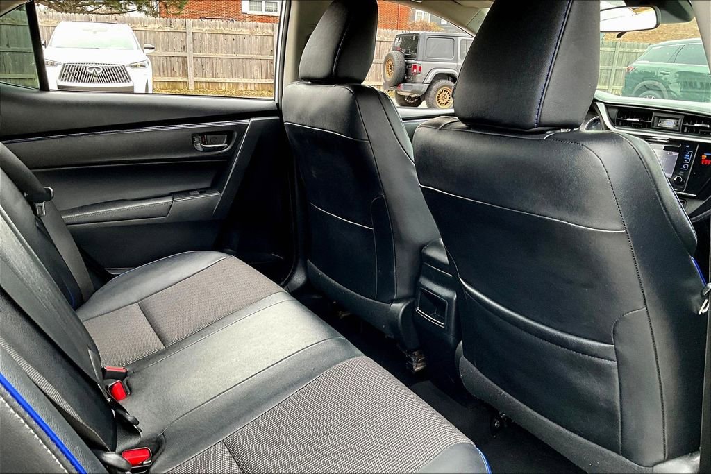 Used 2018 Toyota Corolla SE image 28