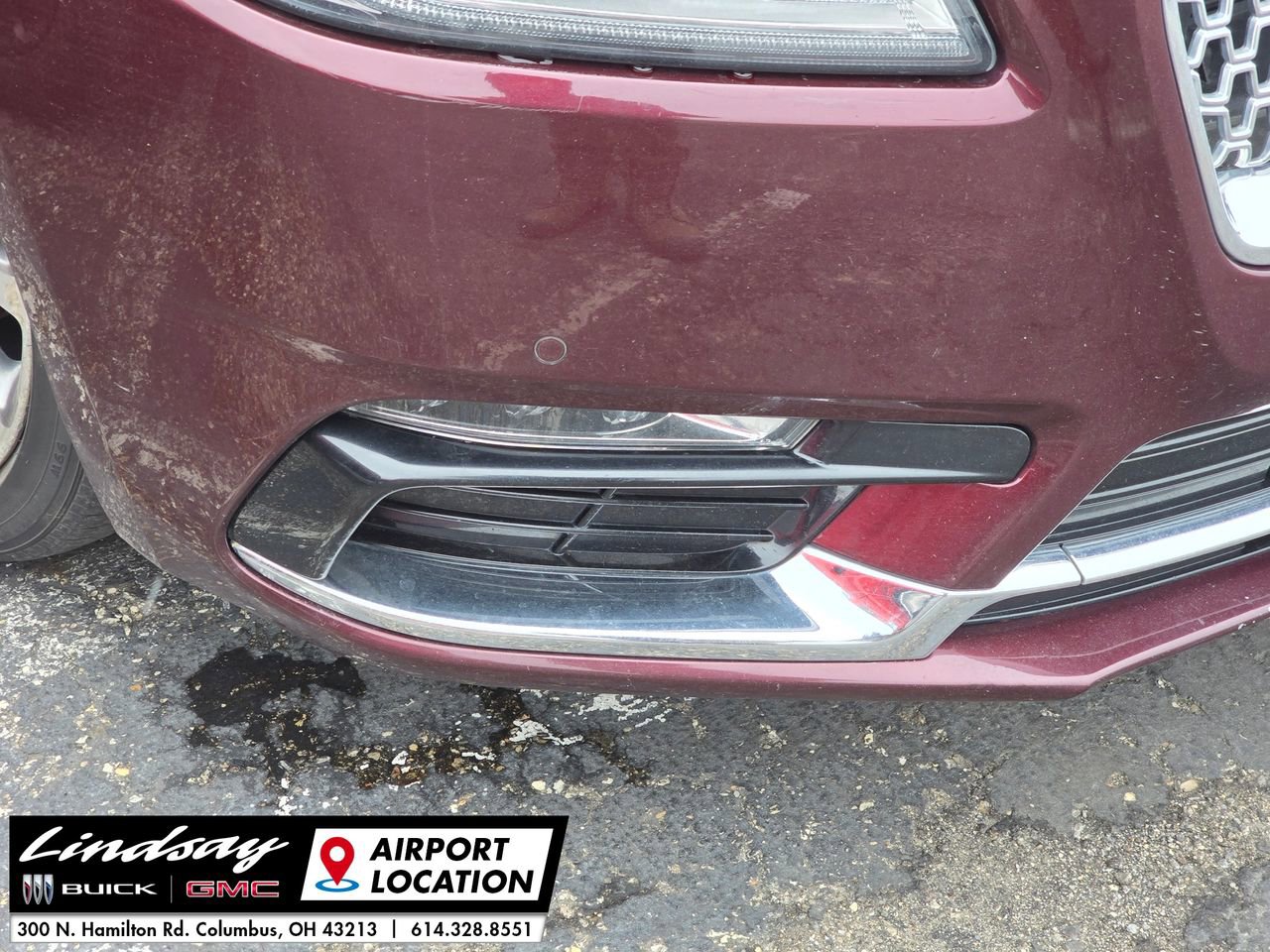 Used 2017 Lincoln Continental Select image 12