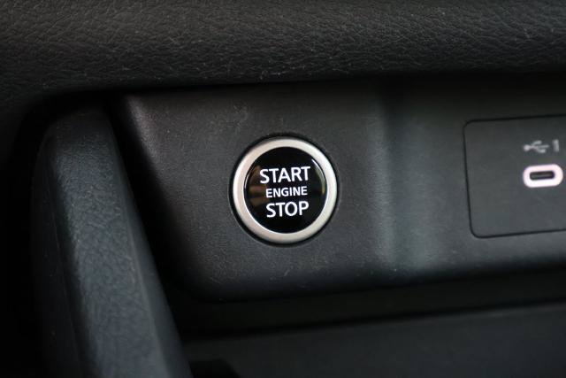 Certified 2023 Nissan Rogue SV FWD image 21