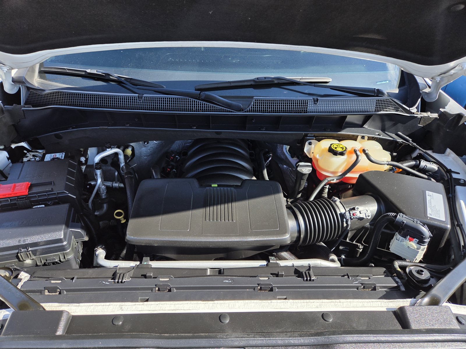 Used 2019 Chevrolet Silverado 1500 LTZ w/ LTZ Plus Package AWD/4WD image 12