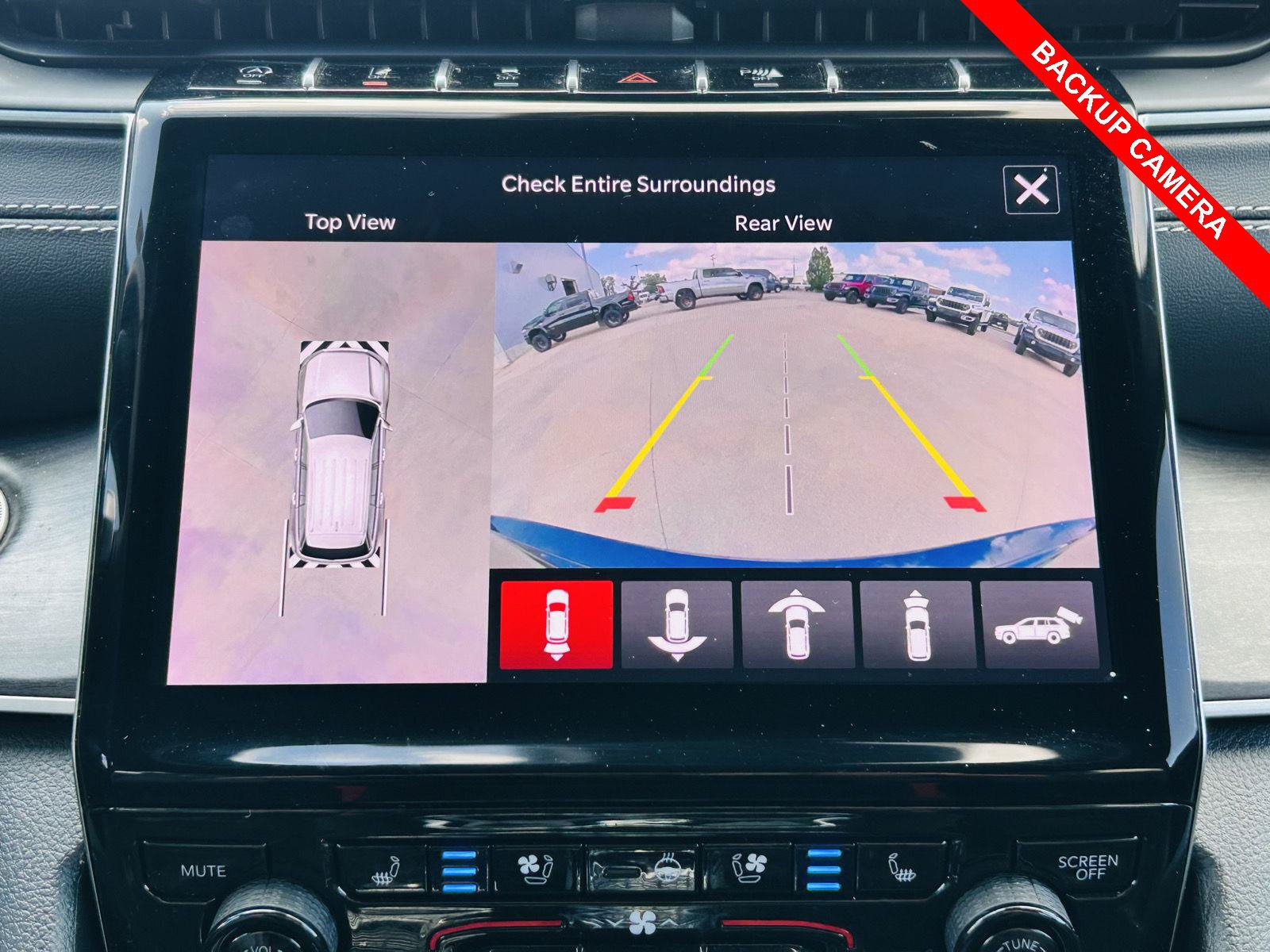 Used 2024 Jeep Grand Cherokee Limited w/ Luxury Tech Group II AWD/4WD image 14