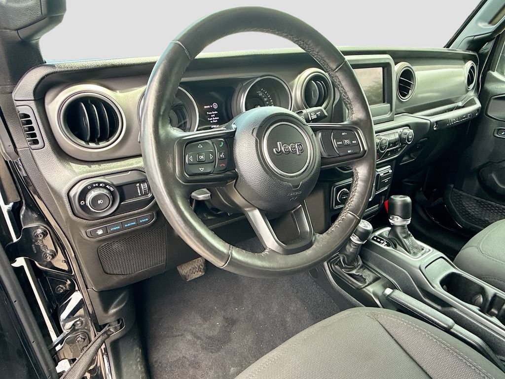 Used 2023 Jeep Wrangler Unlimited w/ Cold Weather Group AWD/4WD image 12