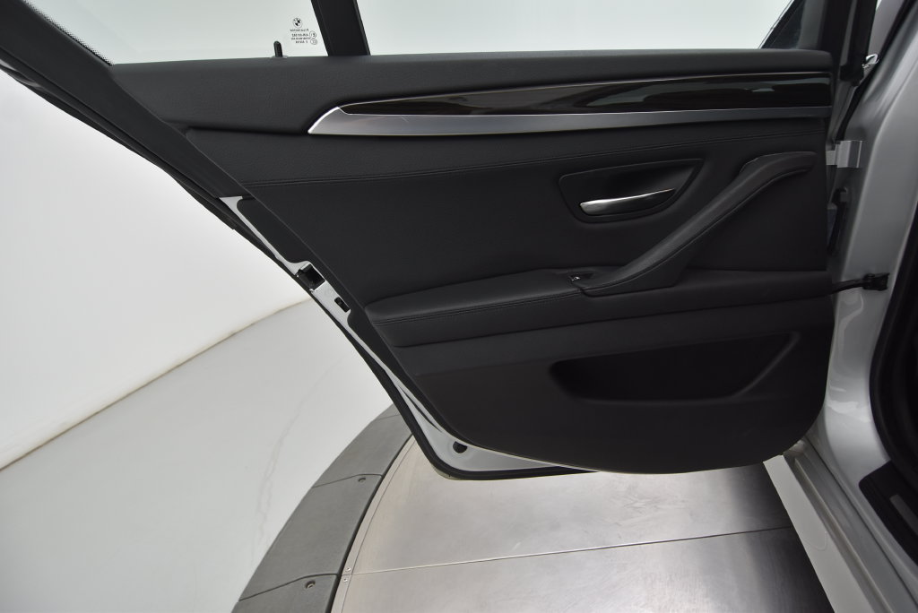 Used 2013 BMW 528i xDrive Sedan AWD/4WD image 41