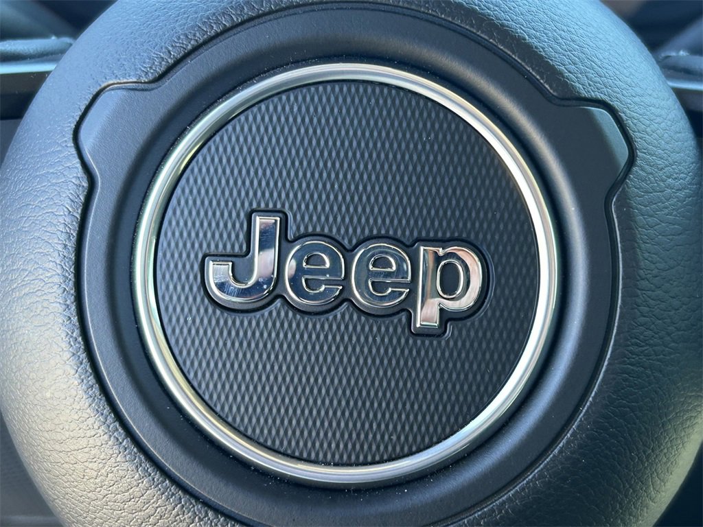Used 2025 Jeep Gladiator Mojave w/ Safety Group image 42