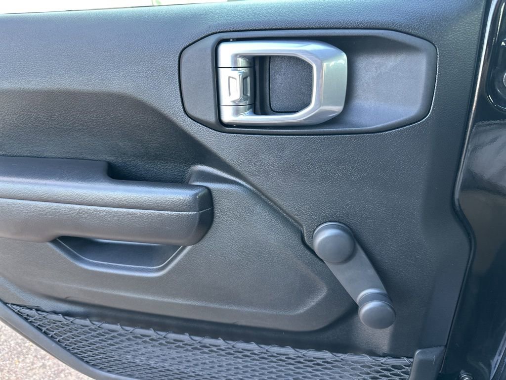 Used 2021 Jeep Wrangler Unlimited Sport image 13