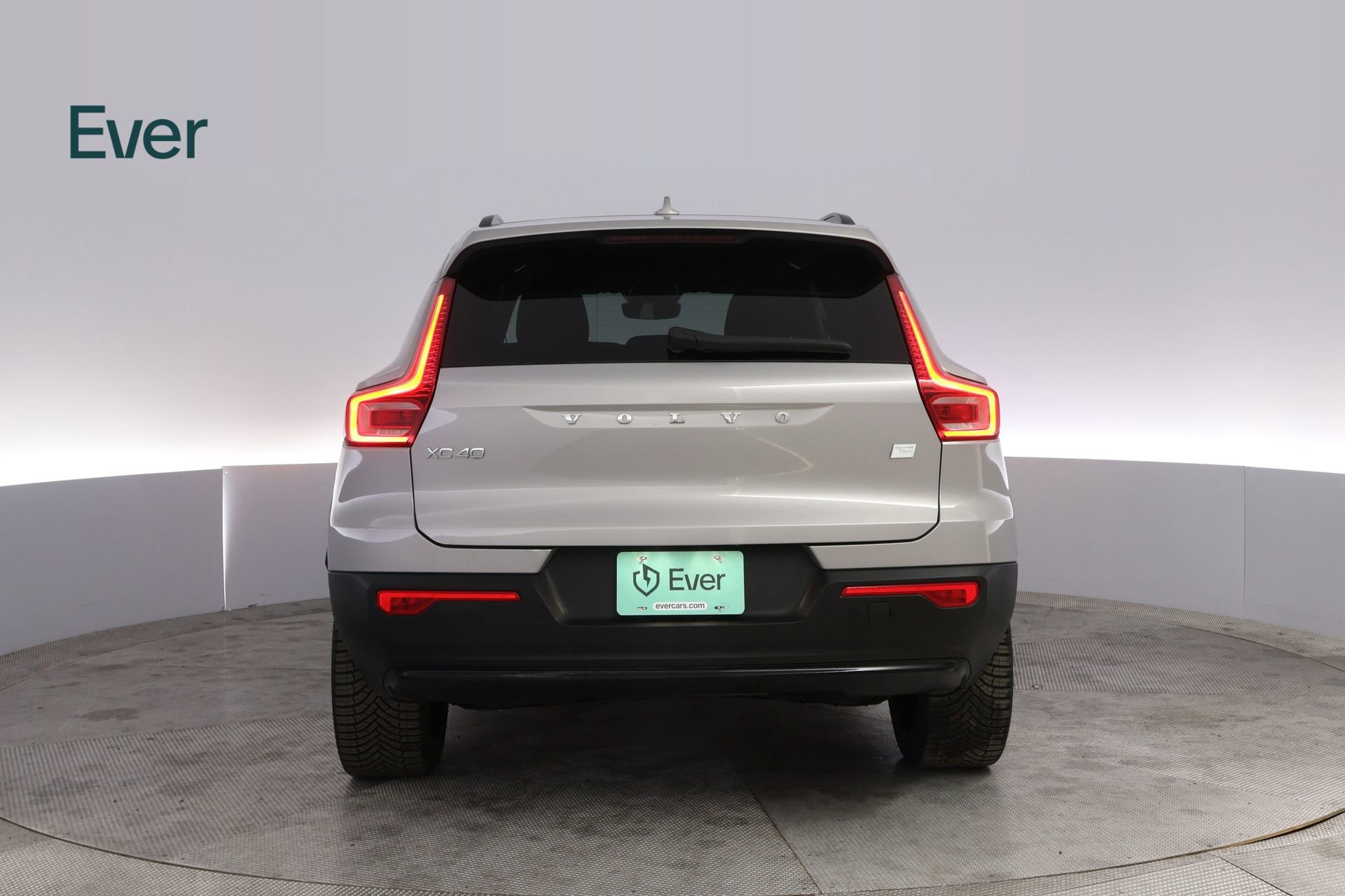 Used 2023 Volvo XC40 Recharge Ultimate image 22