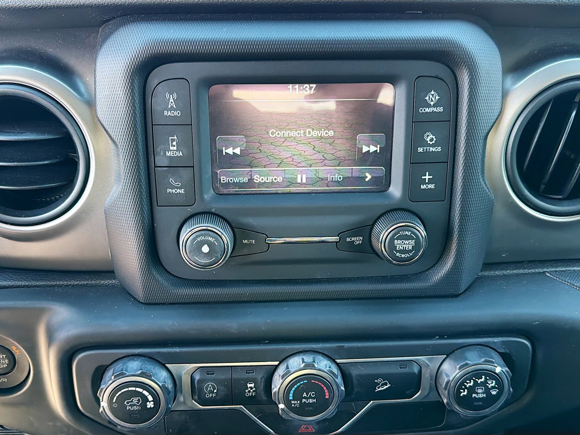 Used 2019 Jeep Wrangler Sport image 26