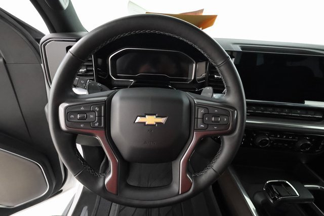 Used 2024 Chevrolet Silverado 1500 High Country w/ High Country Premium Package image 12