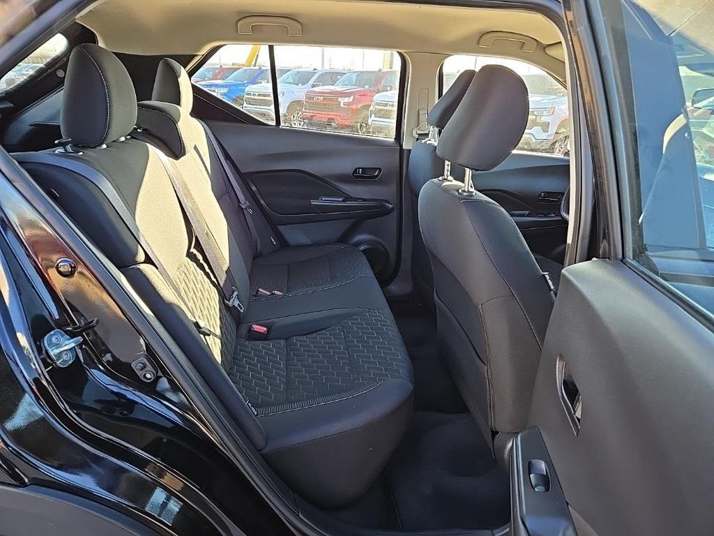 Used 2021 Nissan Kicks S image 20