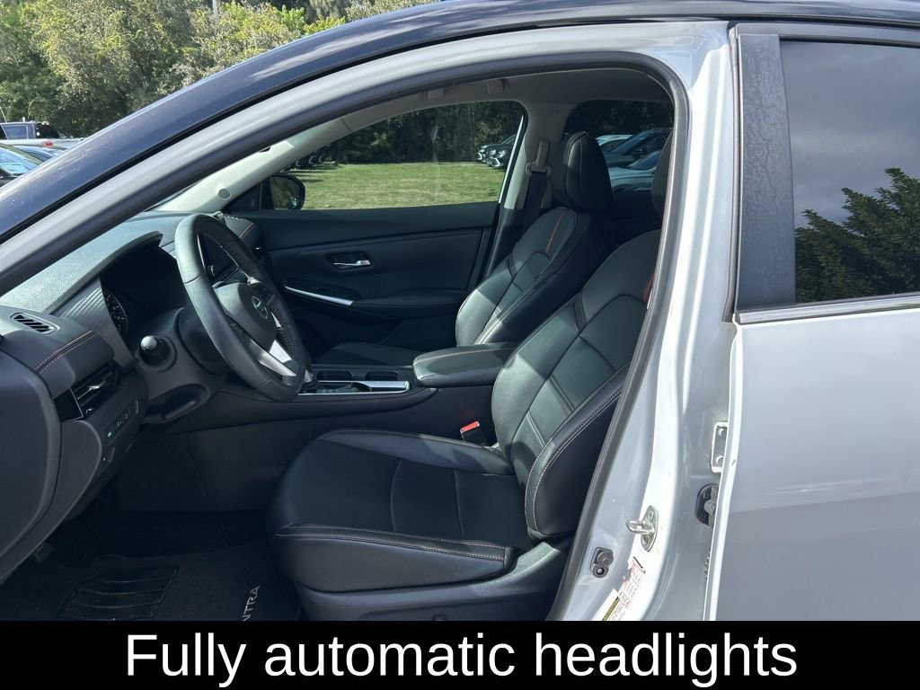 Used 2021 Nissan Sentra SR w/ SR Premium Package image 15