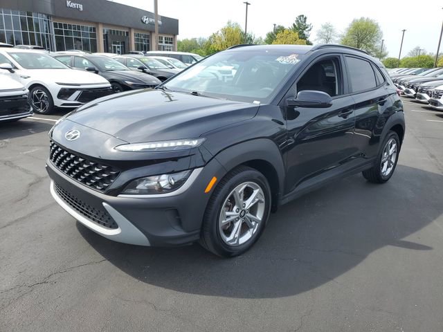 Used 2023 Hyundai Kona SEL image 2