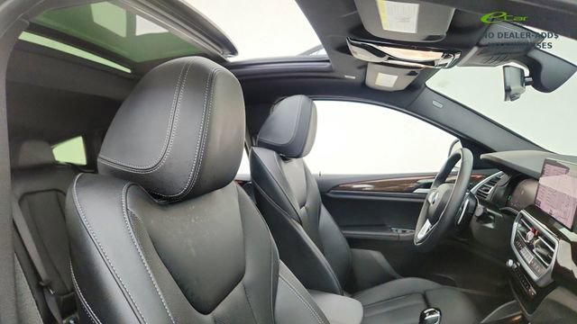 Used 2025 BMW X4 xDrive30i image 22