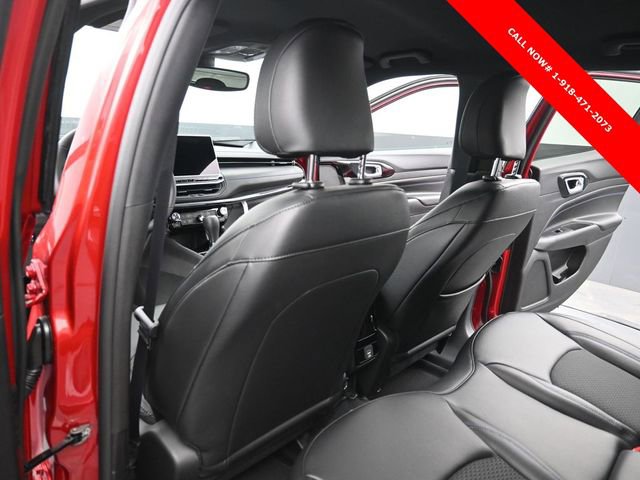 New 2026 Jeep Compass Latitude image 27