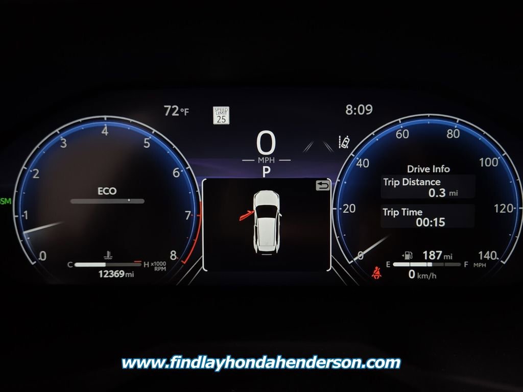 Used 2023 Toyota RAV4 Limited FWD image 32