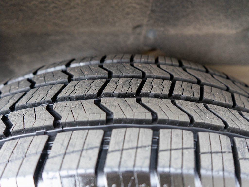 Used 2019 GMC Sierra 1500 SLT w/ SLT Premium Plus Package image 35